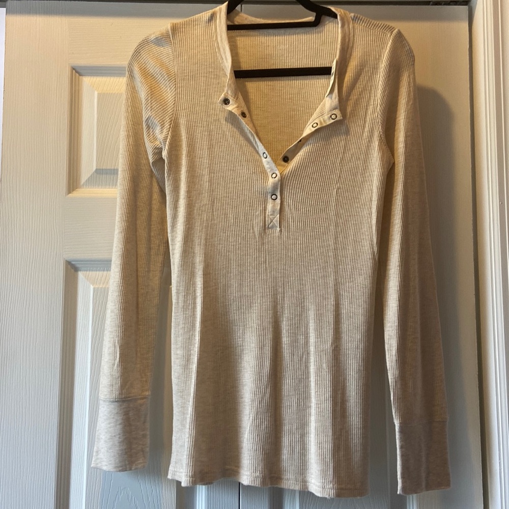aerie Long Sleeve Henley Top in Cream